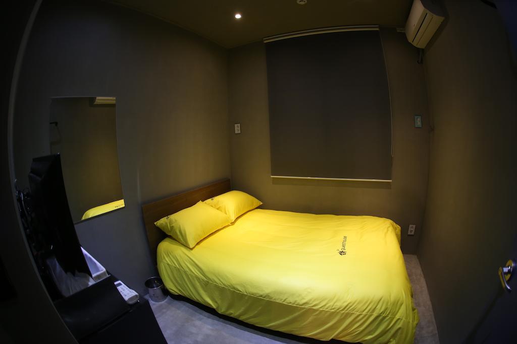 24 Guesthouse Garosugil - Gangnam Seul Quarto foto